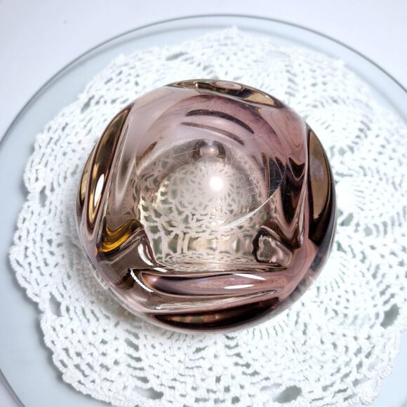 Art Glass Bowl Purple and Amber Rolled Edge Mid Century Home Decor - Picture 5 of 11